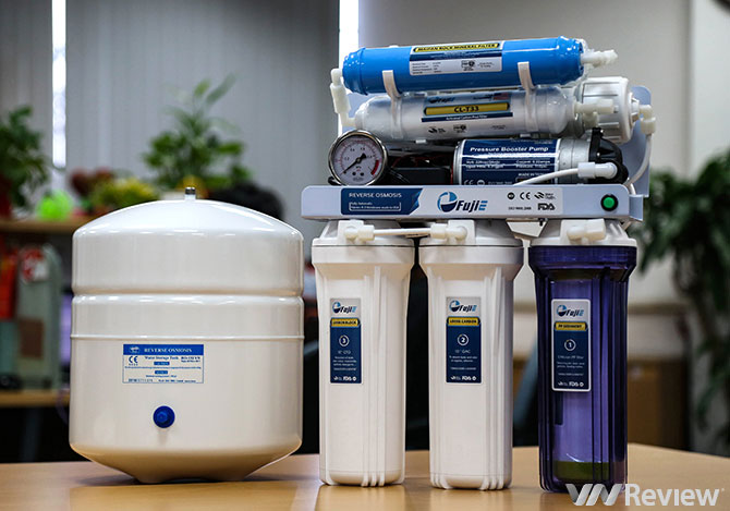 Đua nhau mua máy lọc nước RO, gây hại sức khỏe chính mình may loc nuoc ro fujie 2