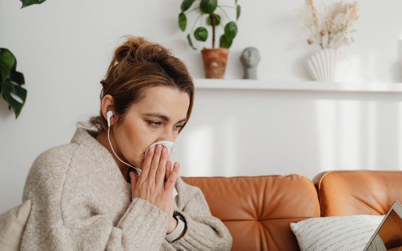 Dị ứng với formaldehit: Triệu chứng, nguyên nhân, cách phòng ngừa di-ung-voi-formaldehit