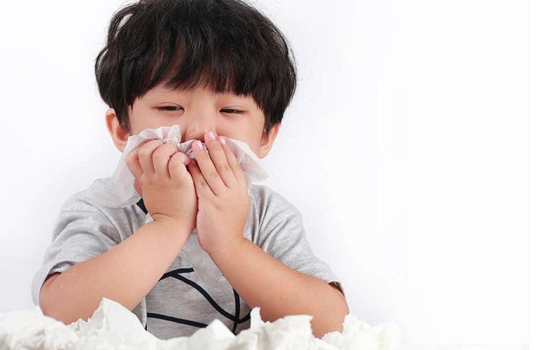 Viêm phổi có sốt không? Các dấu hiệu bất thường ở trẻ viem-phoi-co-sot-khong-4