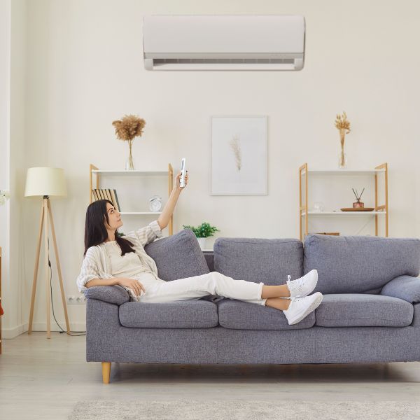 Tại sao phòng máy lạnh bị hôi? Nguyên nhân và cách khắc phục hiệu quả sử dụng máy lạnh