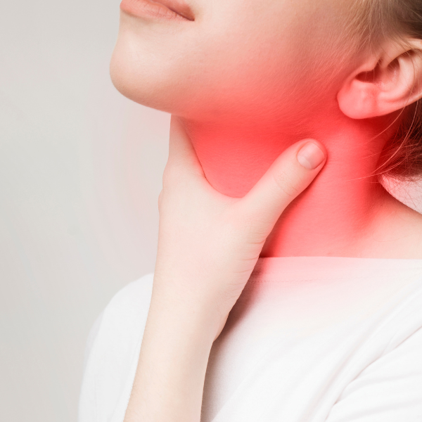 Bật điều hòa cả ngày có hại không? Giải pháp giữ không gian thoáng sạch Nằm phòng điều hòa bị khô họng