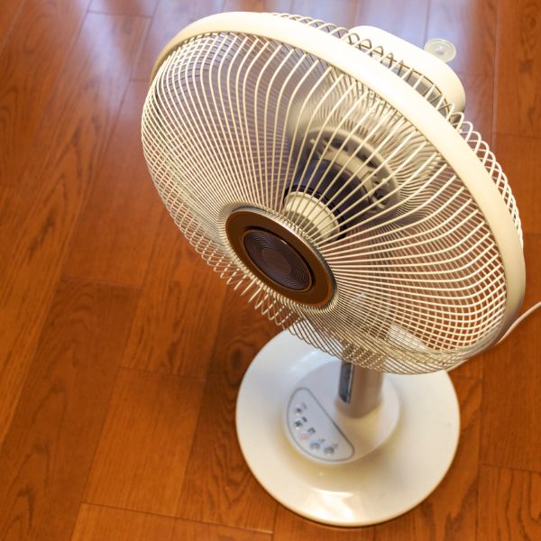 Phòng bị bí hơi: Nguyên nhân, tác hại và cách khắc phục hiệu quả sử dụng quạt
